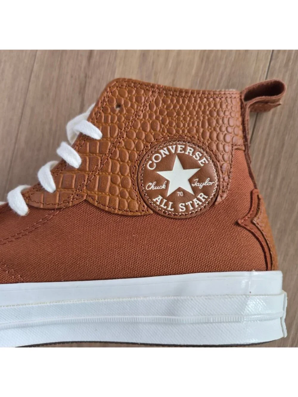 ⭐Converse Chuck 70 High size 6.5 Men's shoes Sneakers Brown White A10334C - Picture 9 of 11